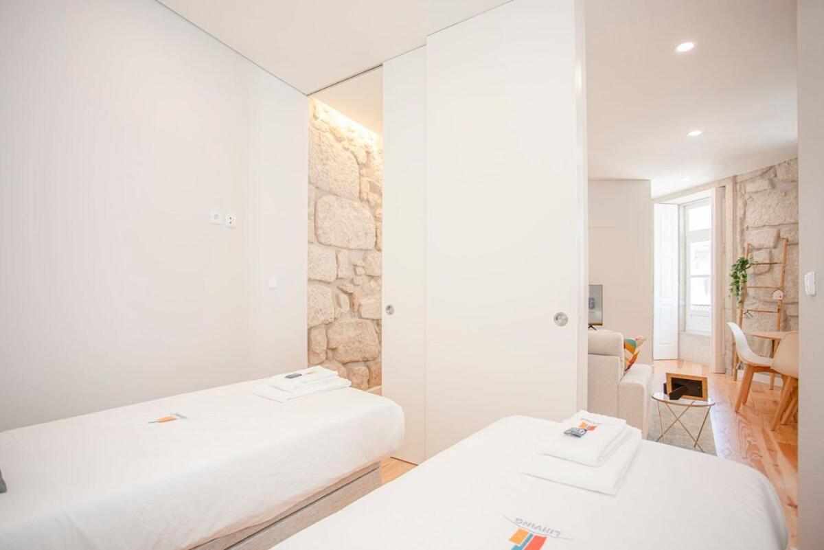 Liiiving In Porto - Aliados Stone Apartment Bagian luar foto