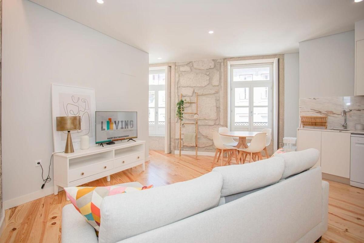 Liiiving In Porto - Aliados Stone Apartment Bagian luar foto