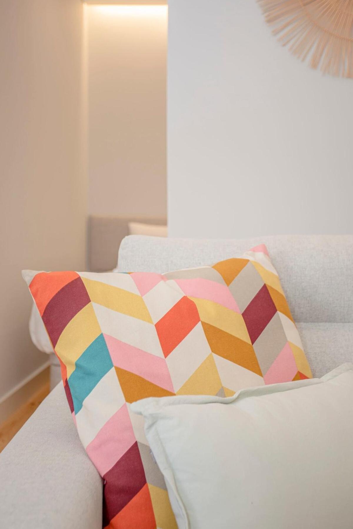 Liiiving In Porto - Aliados Stone Apartment Bagian luar foto